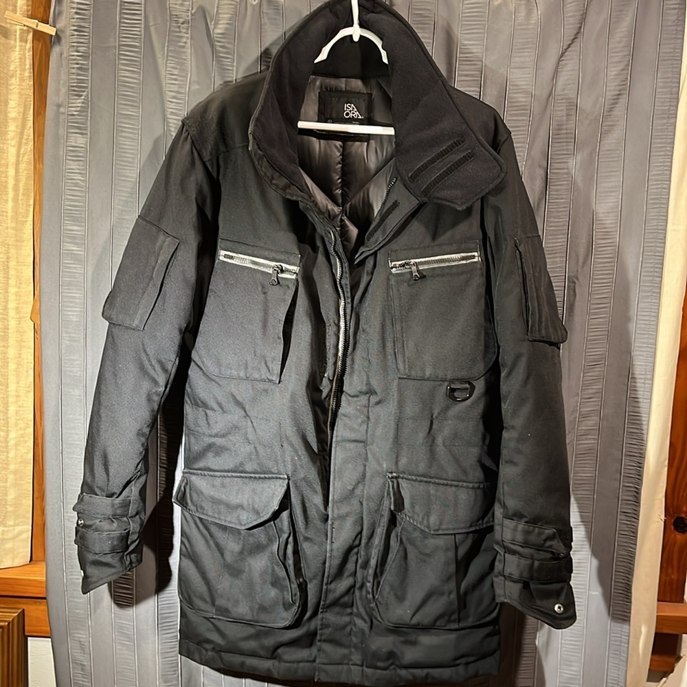 Isaora Men’s Black Zip Jacket/Coat With 100% Goose Down Fill.  Size Small.